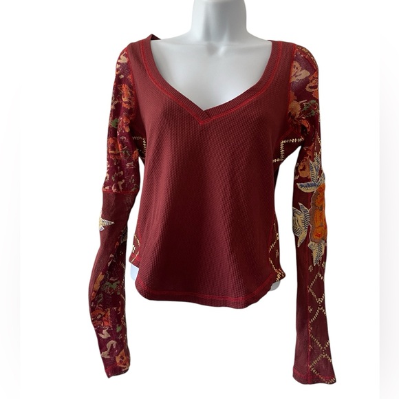 Free people Amara Floral long sleeve v neck waffle knit wine Small embroidered - Picture 9 of 9